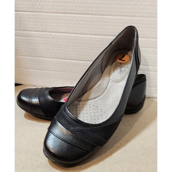 LifeStrideLifeStride‎ Women's Dig Flat in black faux leather size 7M NEW - Picture 1 of 10